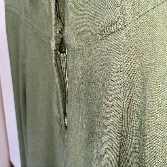 Old Navy Women’s Jumpsuit, Linen-Blend, Short Sleeve, Sage Green, SMALL PETITE - Picture 5 of 14